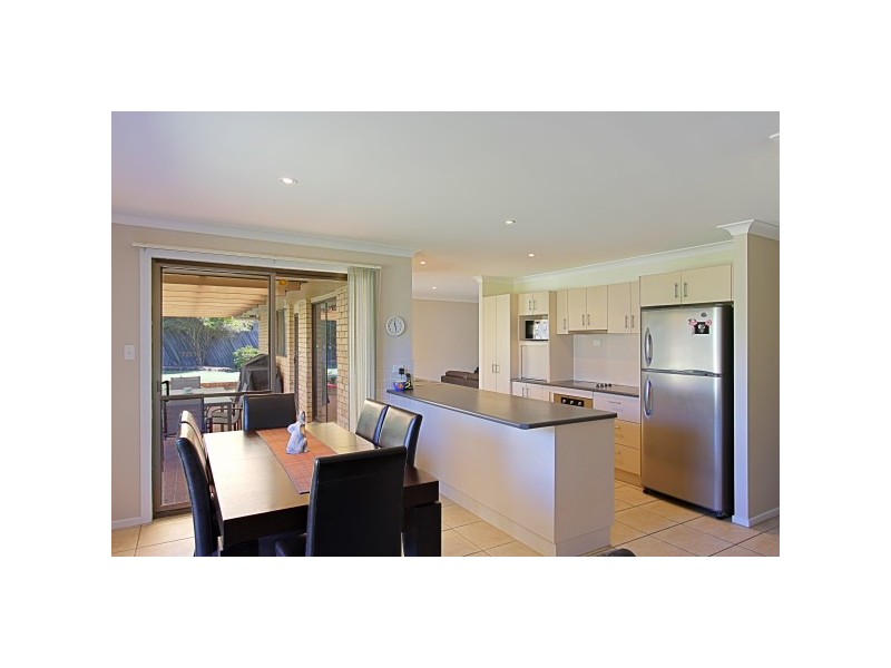 10 Beachside Drive, Suffolk Park NSW 2481