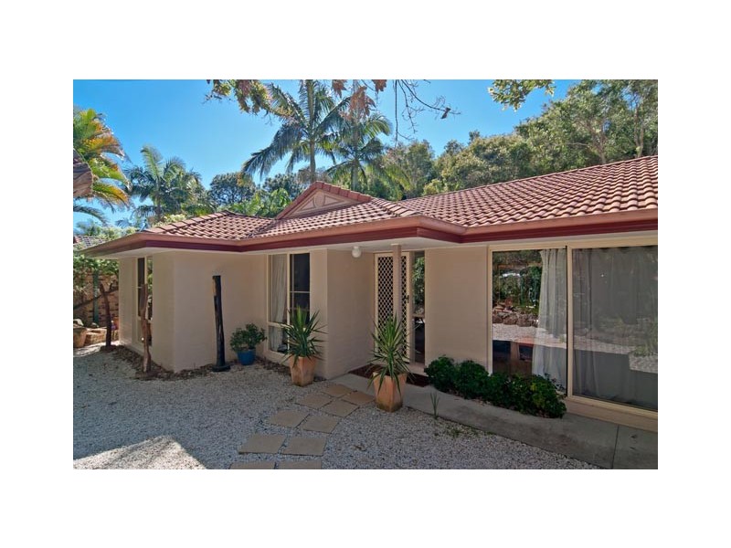 28 Bottlebrush Crescent, Suffolk Park NSW 2481