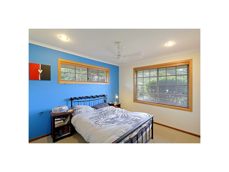 6 Teak Circuit, Suffolk Park NSW 2481