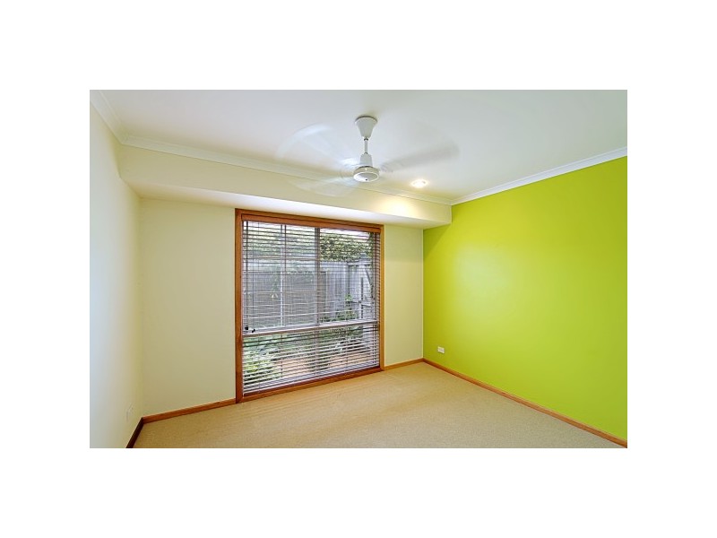 6 Teak Circuit, Suffolk Park NSW 2481