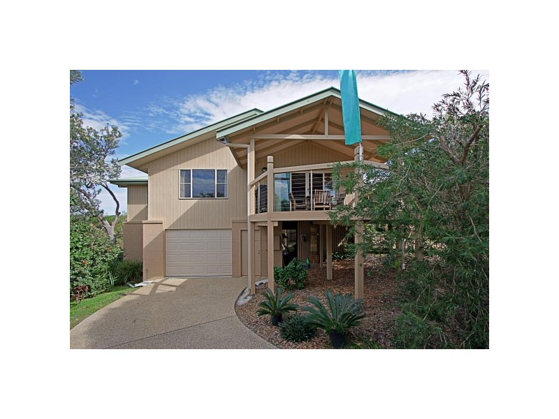 11 Hakea Crescent, Suffolk Park NSW 2481