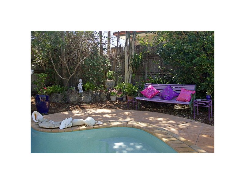 2 Palm Place, Byron Bay NSW 2481
