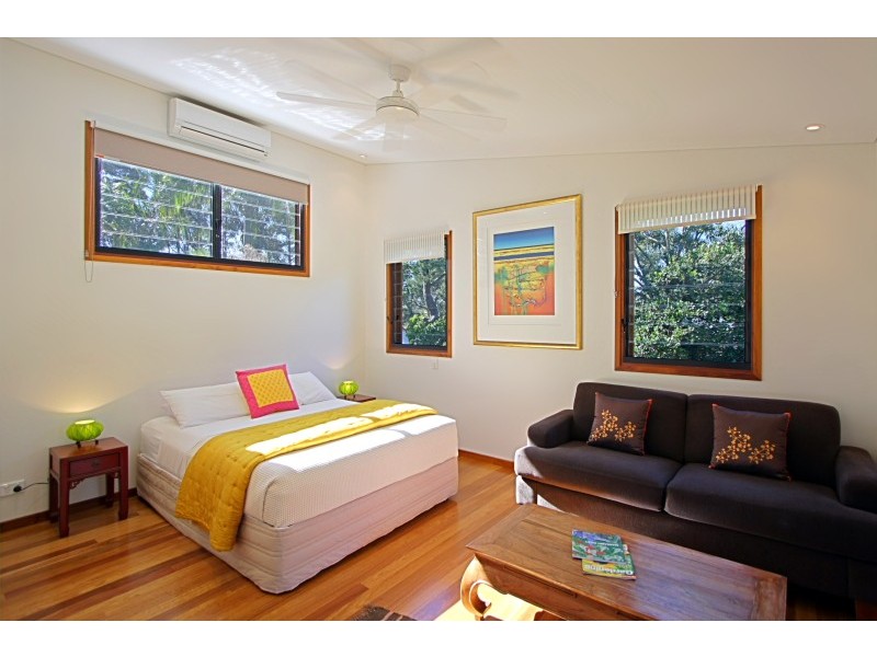 5 Oceanside Place, Suffolk Park NSW 2481