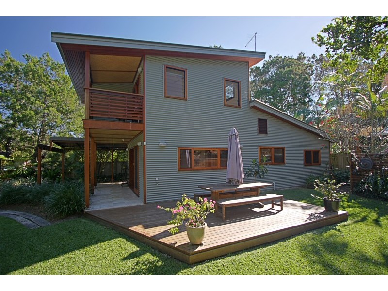 5 Oceanside Place, Suffolk Park NSW 2481