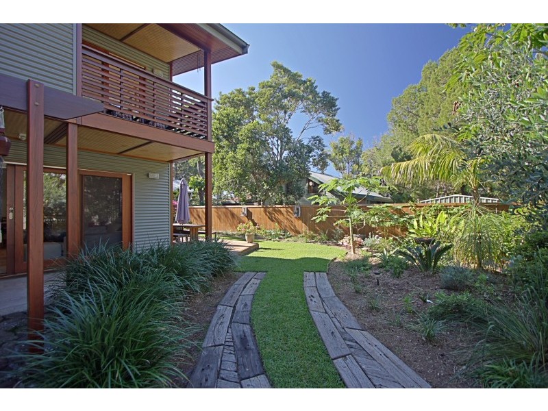 5 Oceanside Place, Suffolk Park NSW 2481