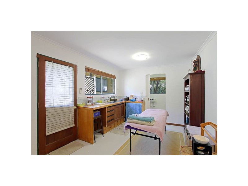 6 Silky Oak Court, Suffolk Park NSW 2481