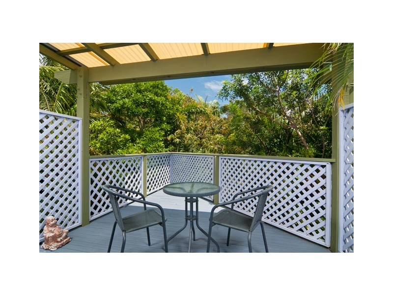 11 Armstrong Street, Suffolk Park NSW 2481