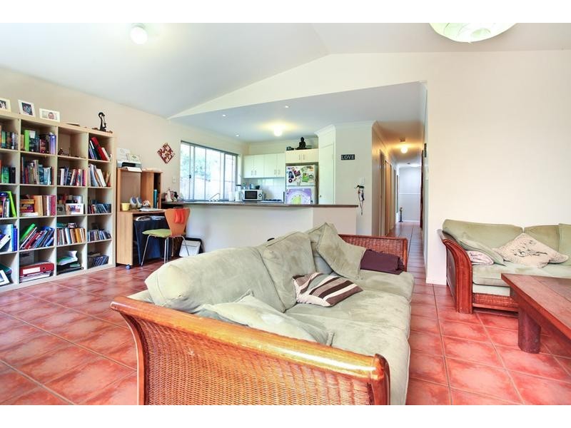 1/15 Oceanside Place, Suffolk Park NSW 2481