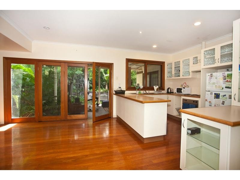 28 Caniaba Crescent, Suffolk Park NSW 2481