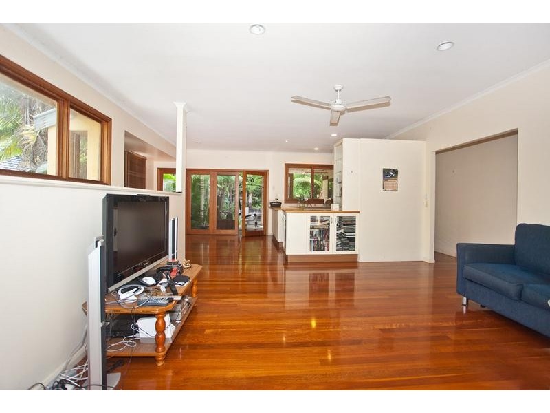 28 Caniaba Crescent, Suffolk Park NSW 2481