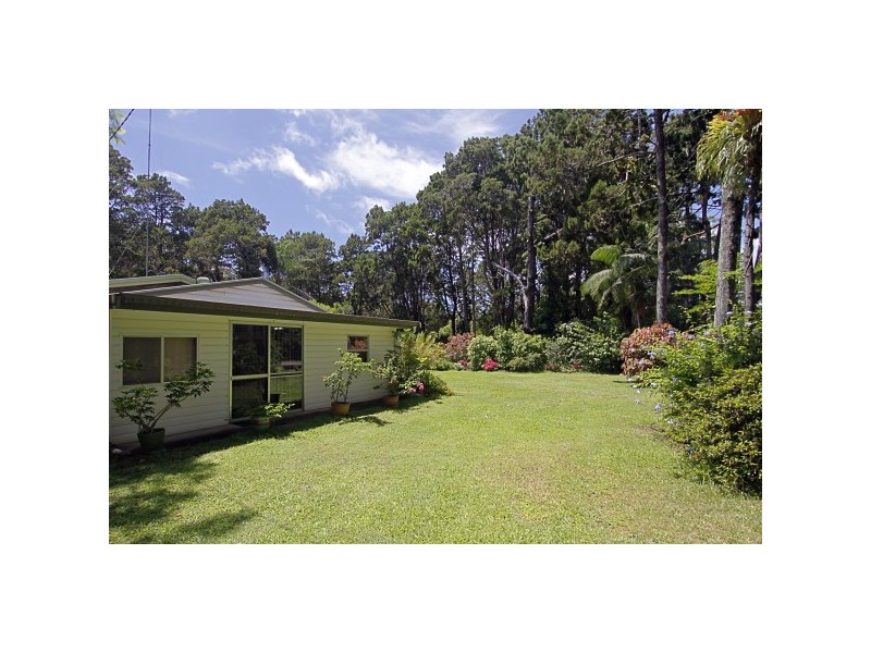 143 Broken Head Road, Suffolk Park NSW 2481
