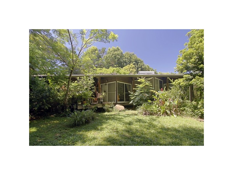 11 Avocado Crescent, Ewingsdale NSW 2481