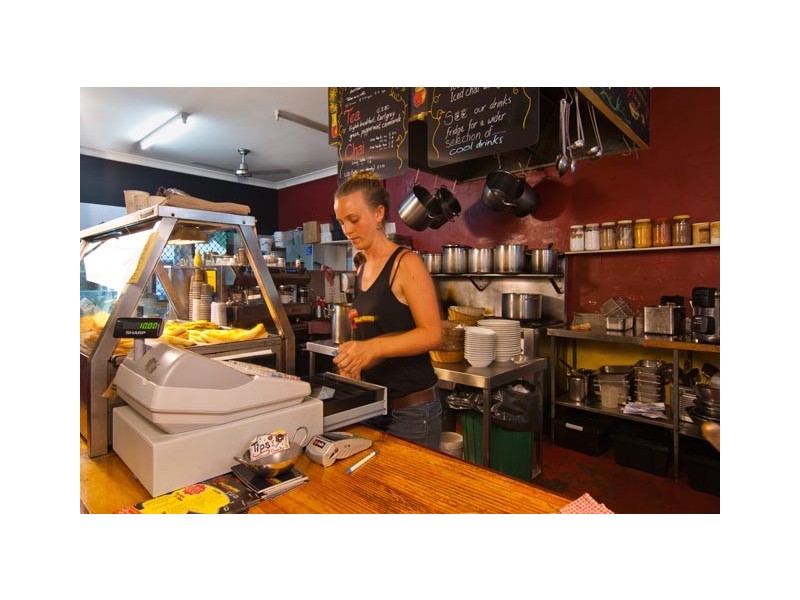 11 Clifford Street, Suffolk Park NSW 2481