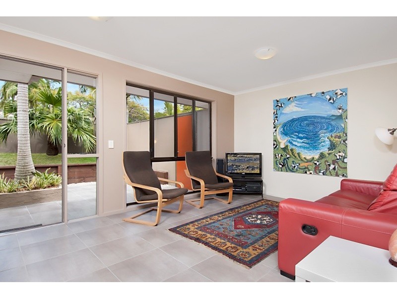 20 Bottlebrush Crescent, Suffolk Park NSW 2481