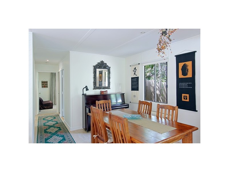 8 Glasgow Street, Suffolk Park NSW 2481