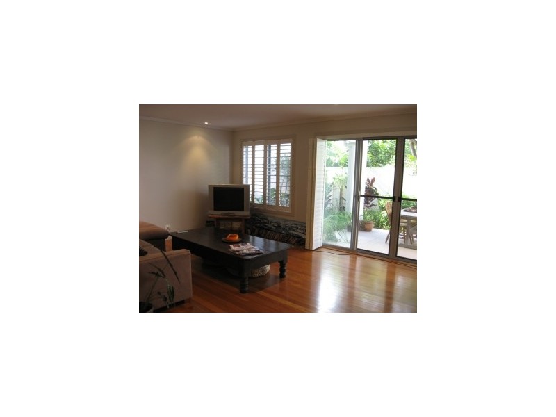 2/6-8 Browning Street, Byron Bay NSW 2481