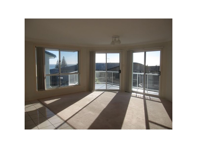 8/10 Pinnacle Row, Lennox Head NSW 2478