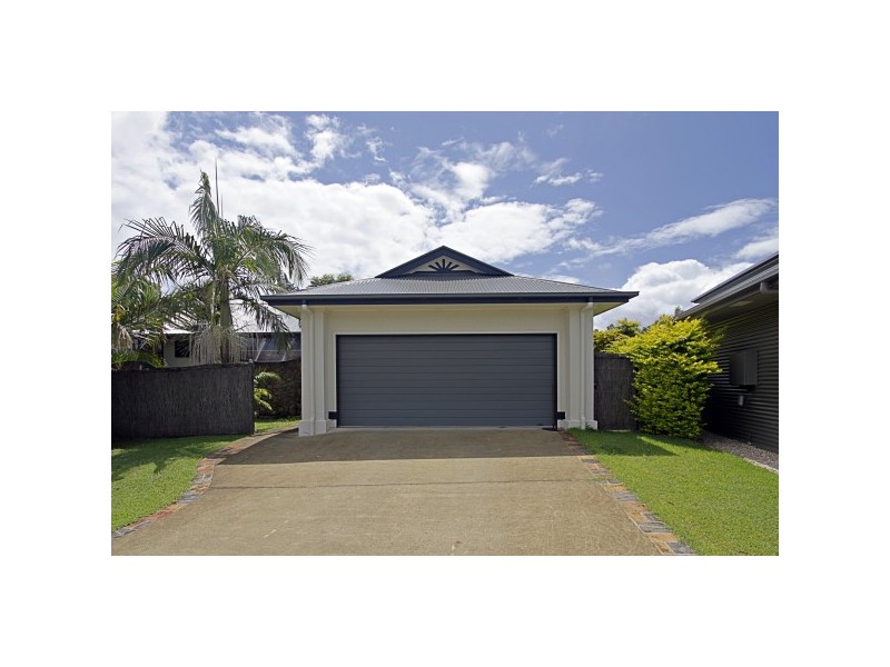 House 13/3 Sallywattle Drive, Suffolk Park NSW 2481