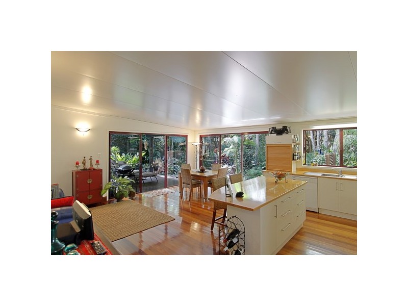 26 Bottlebrush Crescent, Suffolk Park NSW 2481