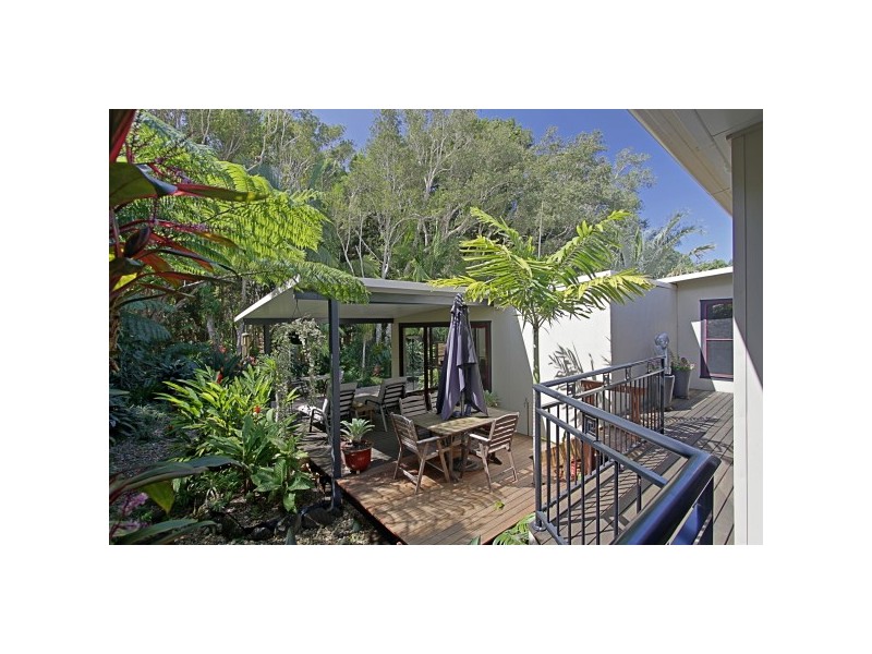 26 Bottlebrush Crescent, Suffolk Park NSW 2481