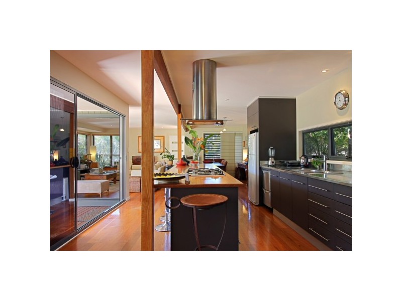 3 Sallywattle Drive, Suffolk Park NSW 2481
