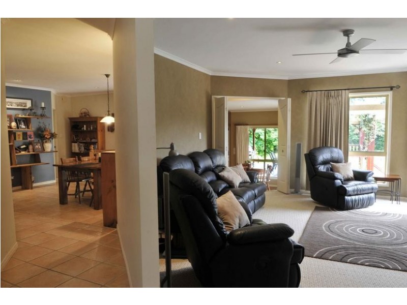 12 Hill View Place, Ewingsdale NSW 2481