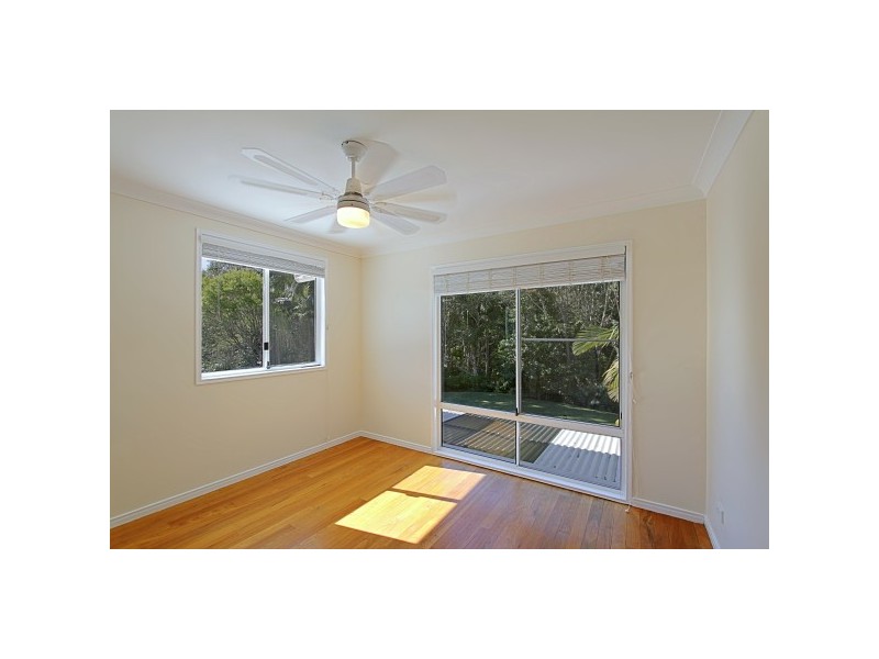 8 Sallywattle Drive, Suffolk Park NSW 2481