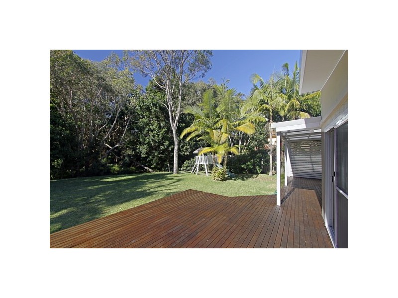 8 Sallywattle Drive, Suffolk Park NSW 2481