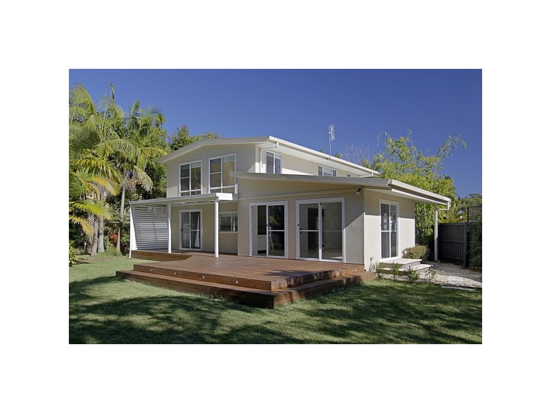 8 Sallywattle Drive, Suffolk Park NSW 2481