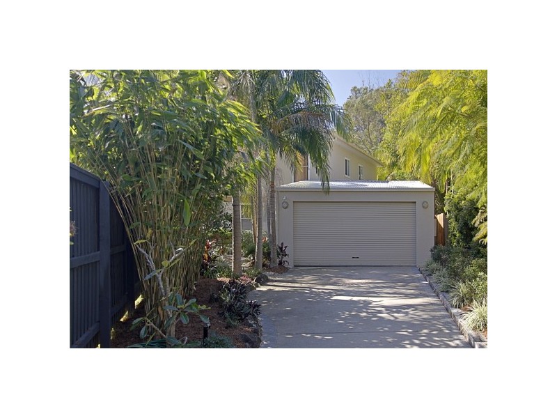 8 Sallywattle Drive, Suffolk Park NSW 2481