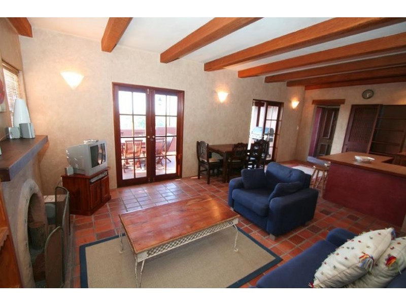 140 Beach Road, Broken Head NSW 2481