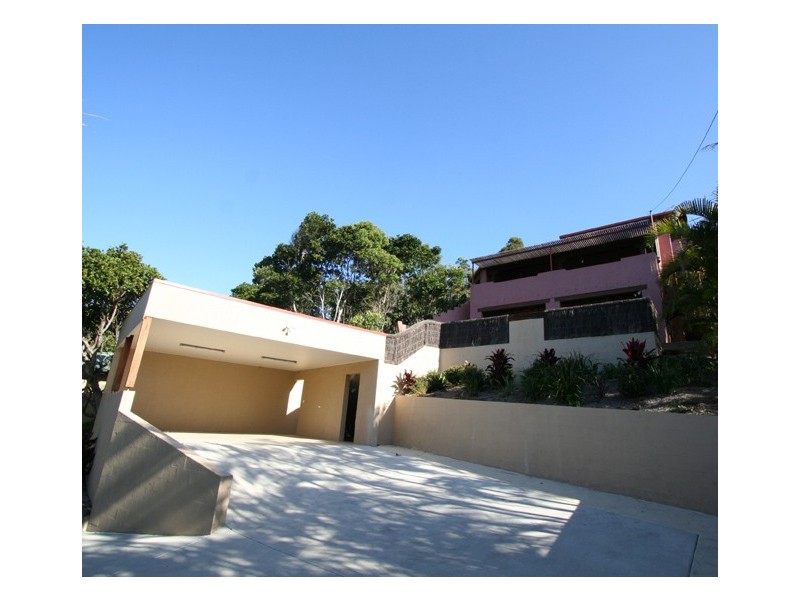 140 Beach Road, Broken Head NSW 2481