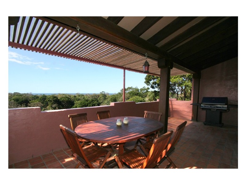 140 Beach Road, Broken Head NSW 2481