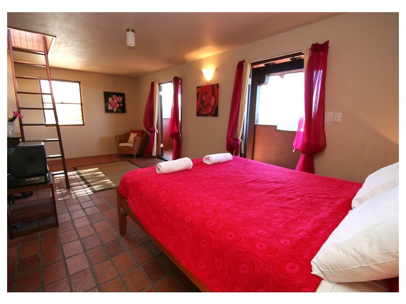 140 Beach Road, Broken Head NSW 2481