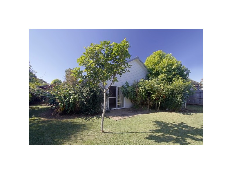 2 Blackwood Crescent, Bangalow NSW 2479