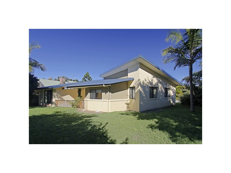 70 Beech Drive, Suffolk Park NSW 2481