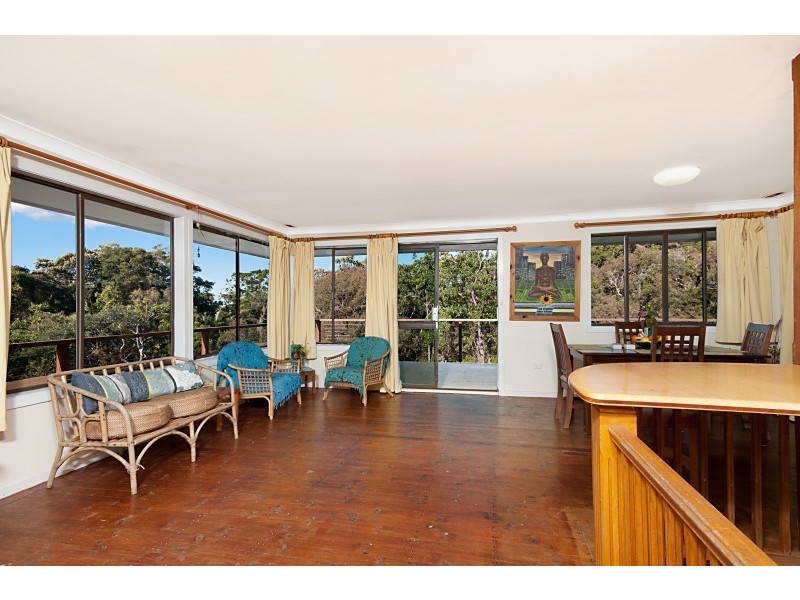 124 Beach Road, Broken Head NSW 2481