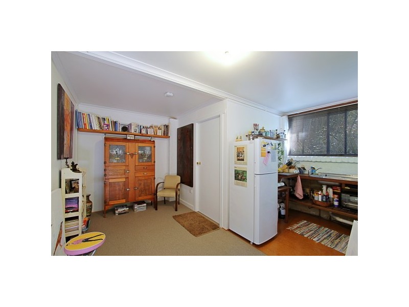 10 Bottlebrush Crescent, Suffolk Park NSW 2481