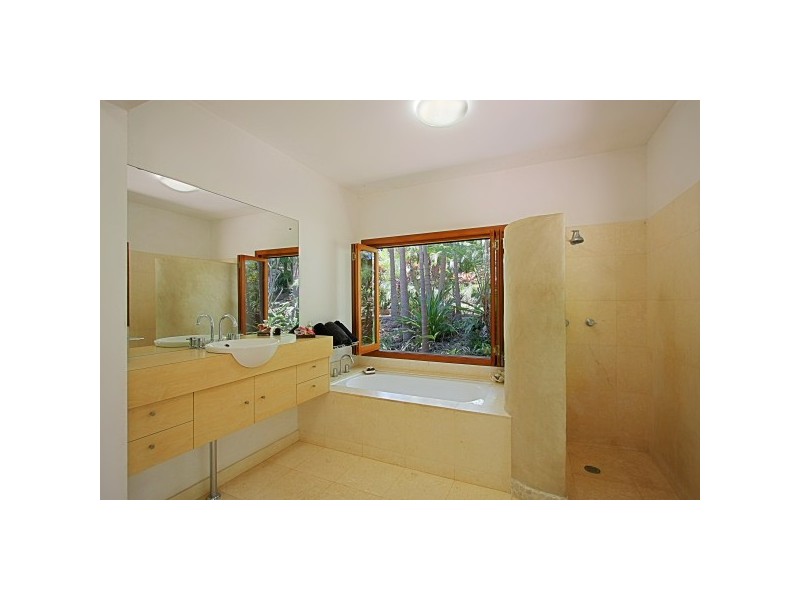 9 Angus Place, Ewingsdale NSW 2481