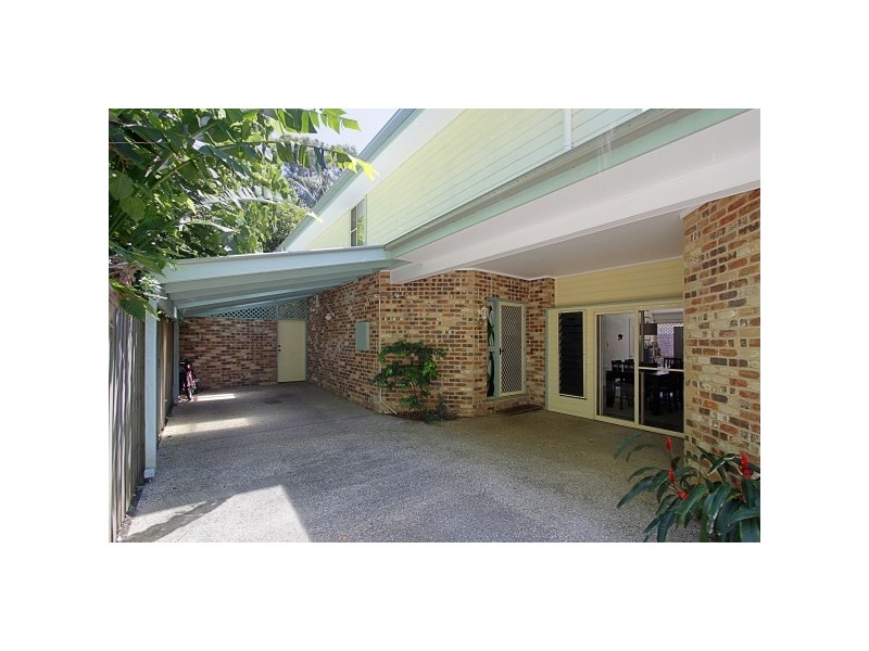 2/16 Kalemajere Drive, Suffolk Park NSW 2481