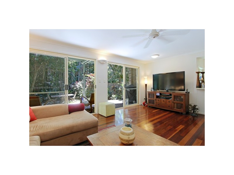 2/16 Kalemajere Drive, Suffolk Park NSW 2481