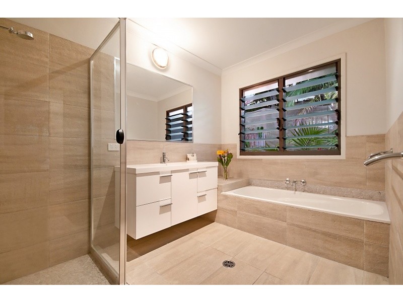 3 Sallywattle Drive, Suffolk Park NSW 2481