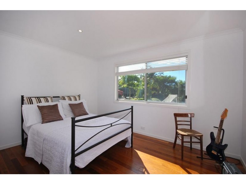 11 Hoop Pine Lane, Suffolk Park NSW 2481
