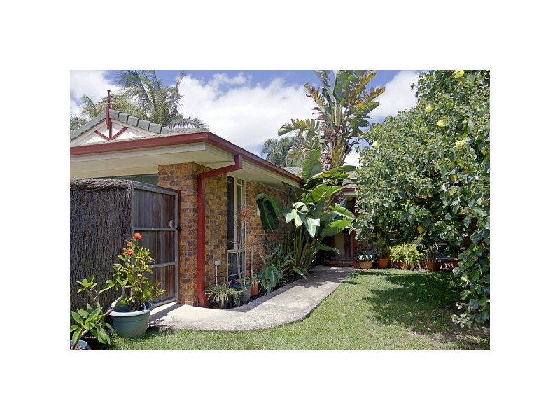 2 Silky Oak Court, Suffolk Park NSW 2481