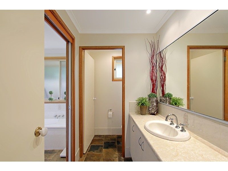 21 Bottlebrush Crescent, Suffolk Park NSW 2481