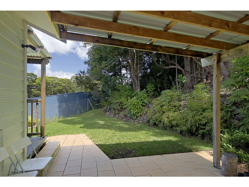 7 Arika Avenue, Ocean Shores NSW 2483
