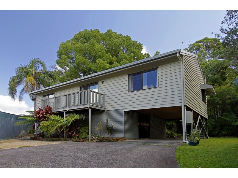 7 Arika Avenue, Ocean Shores NSW 2483