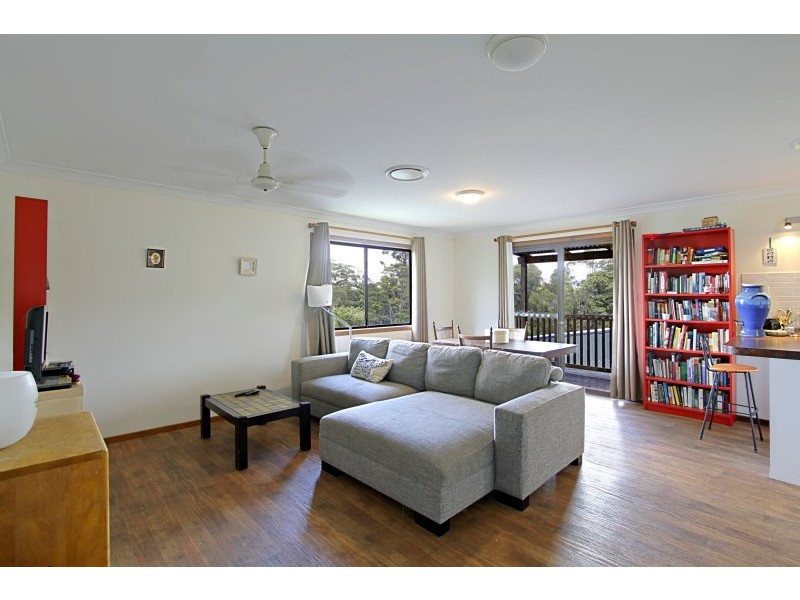 7 Arika Avenue, Ocean Shores NSW 2483