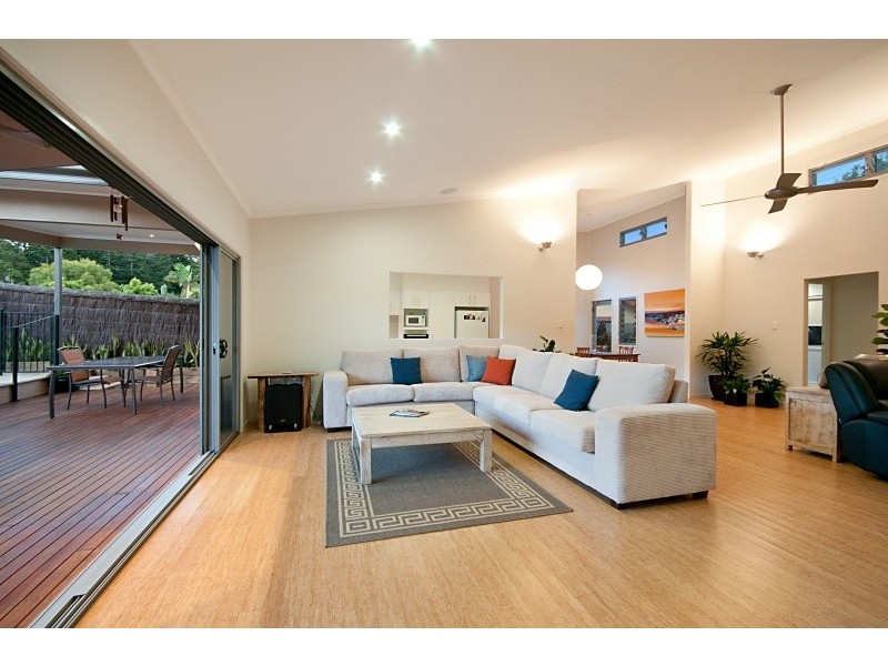 1 Midgenberry Place, Suffolk Park NSW 2481