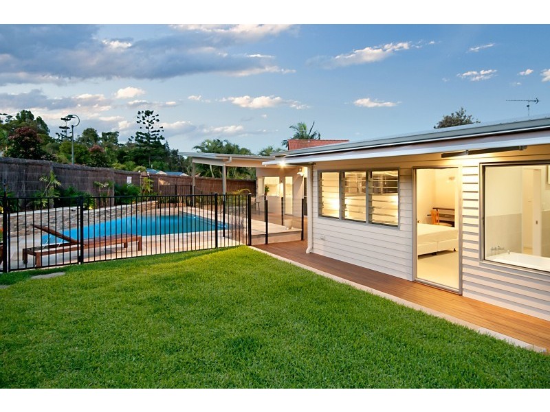 1 Midgenberry Place, Suffolk Park NSW 2481